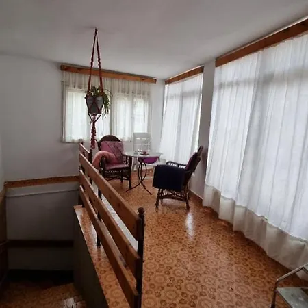 Bosnien Old House شقة